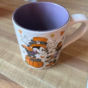 Halloween Mickey and Minnie Mouse coffee cup